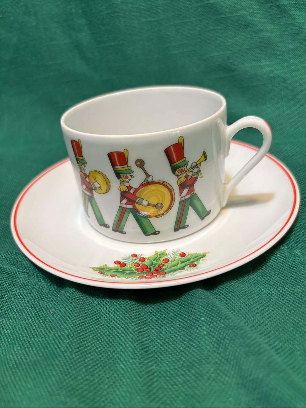 Vista Alegre Christmas Magic Toy Soldiers Band Cup and Saucer